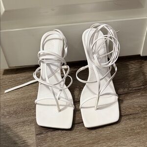 Elegant White Strappy Women's Sandals